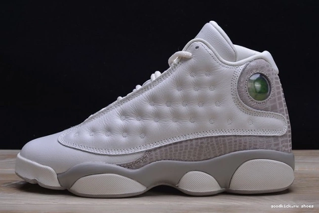 Retro Air 13 